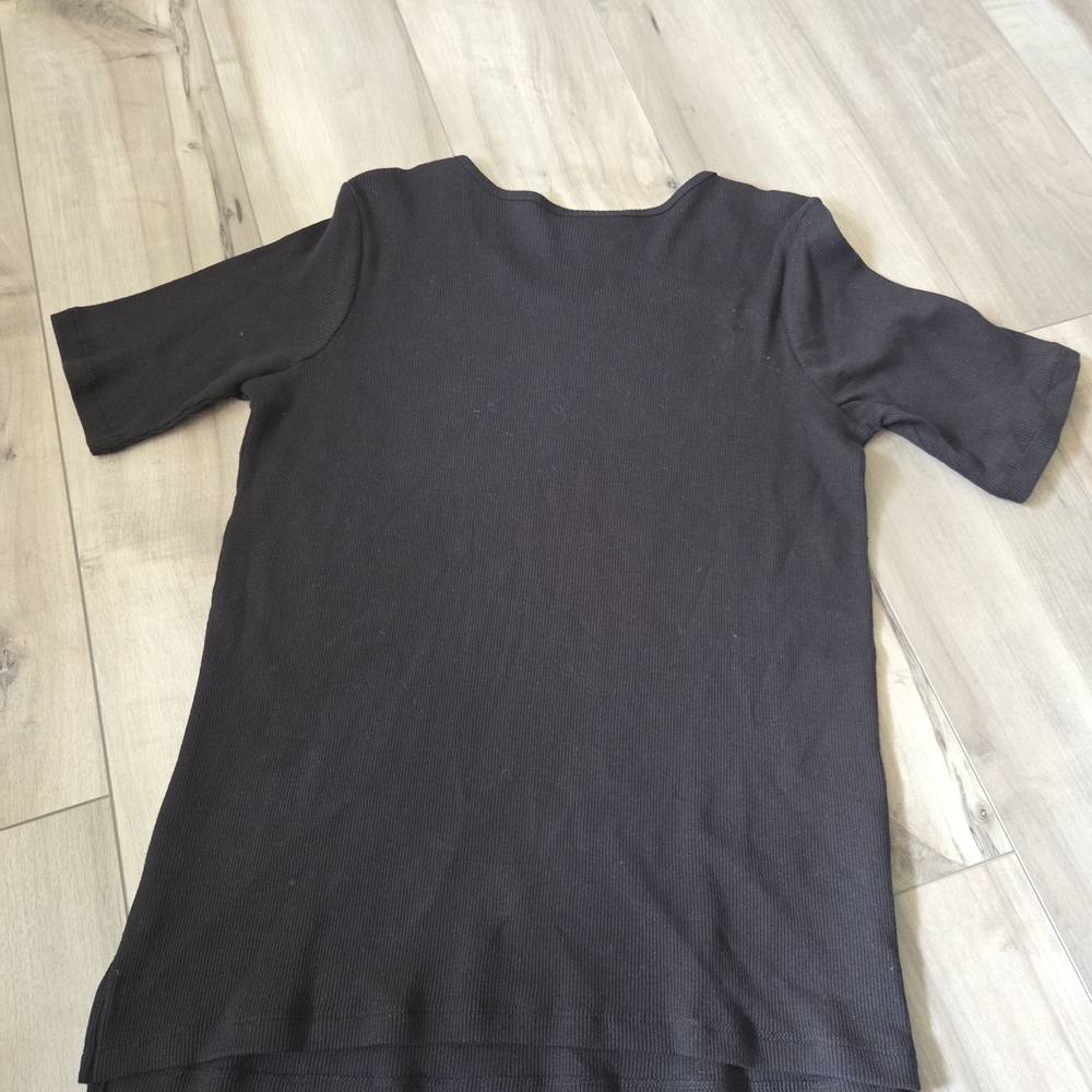 Quacker Factory Black Ribbed Top - Picture 2 of 5
